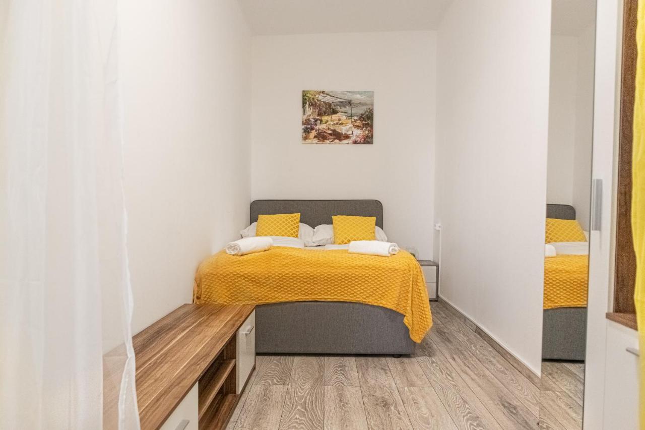 Pleasing Room Hauptbahnhof With Best Location Wien Exterior foto